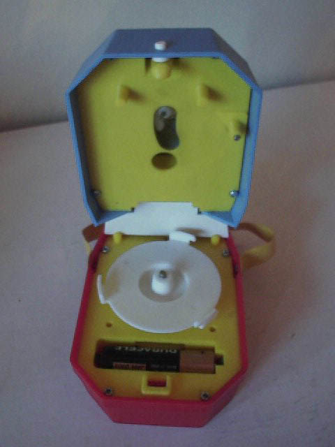 Mighty Tiny toy record player: Lid open