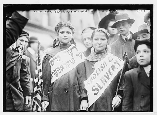 Children at the Union Square Labor Day parade, 1909