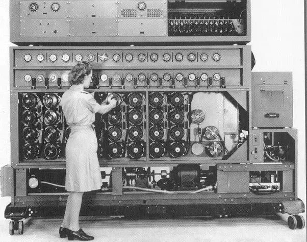 Alan Turing's WWII Enigma decoding machine.