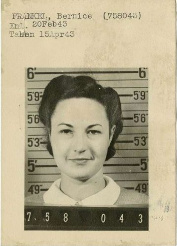 Bea's Marine Reserve ID photo 1943